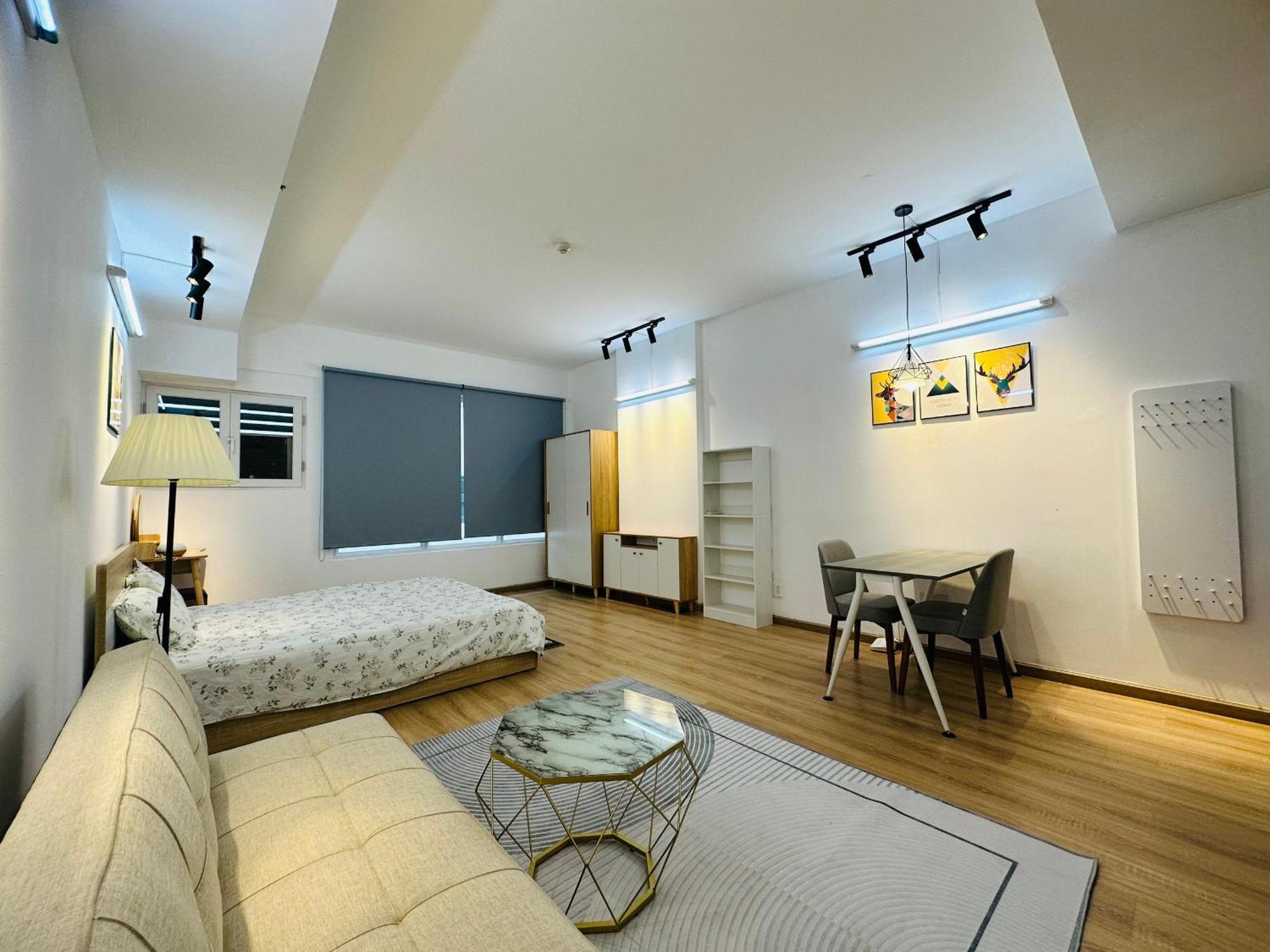 Căn hộ Charmington La Pointe - Luxury District 10