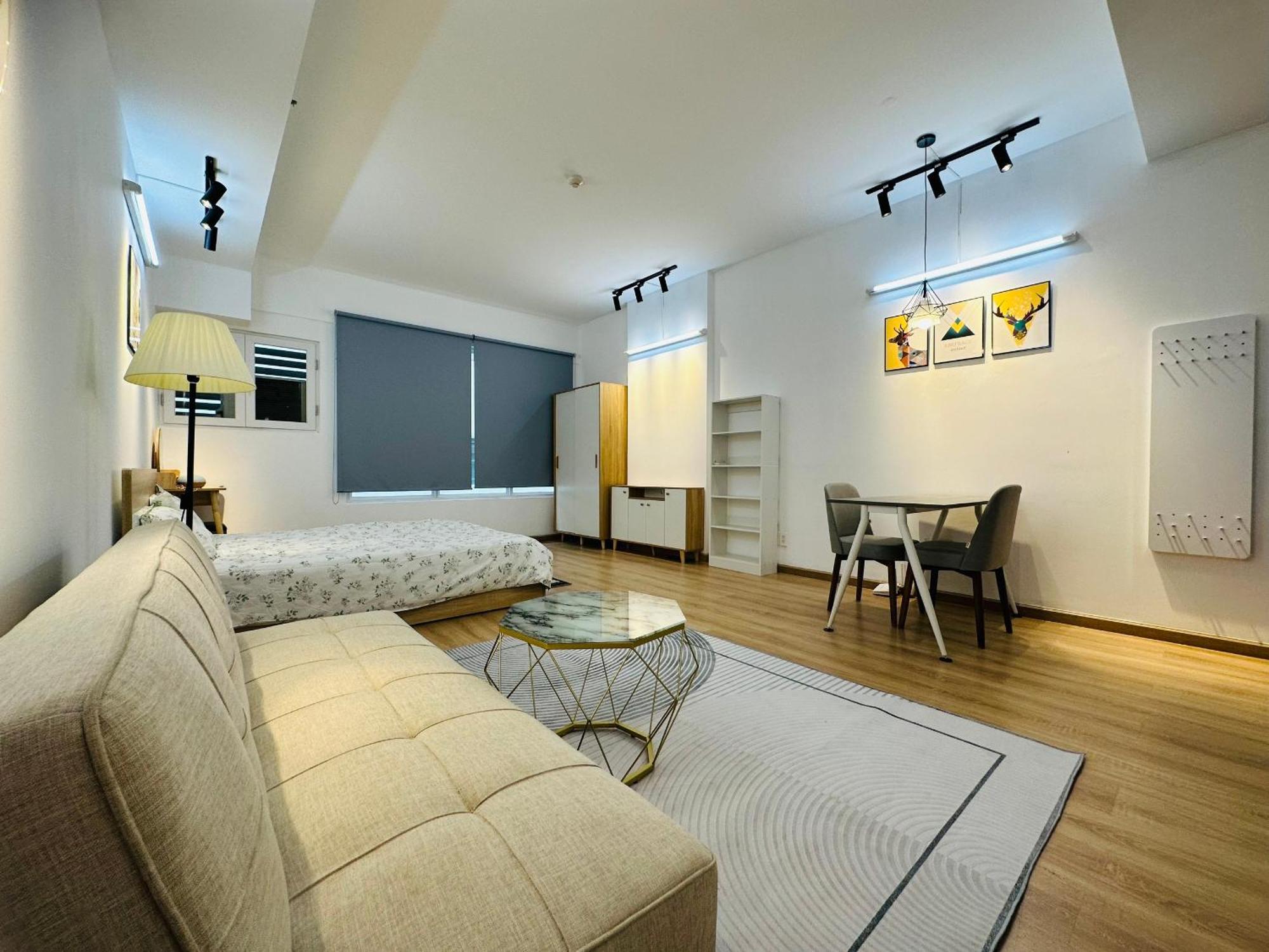 Căn hộ Charmington La Pointe - Luxury District 10 *